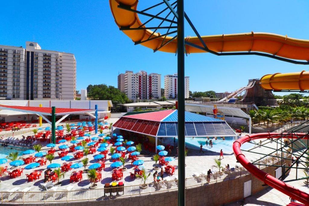 Apartamento Piazza Acqua Park Caldas Novas Exterior foto