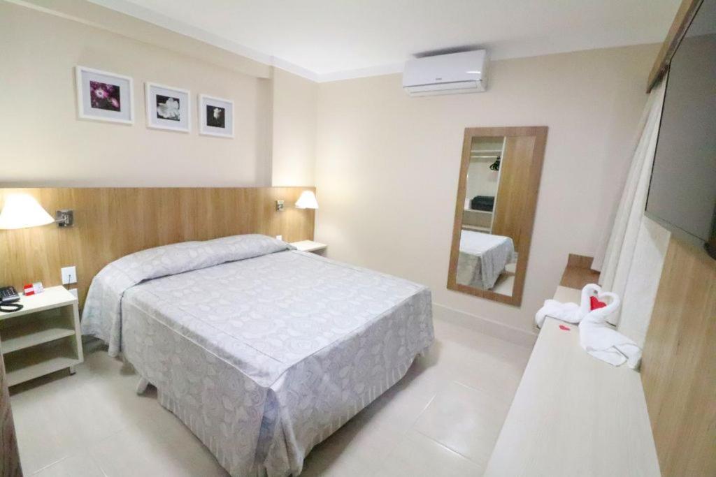 Apartamento Piazza Acqua Park Caldas Novas Exterior foto
