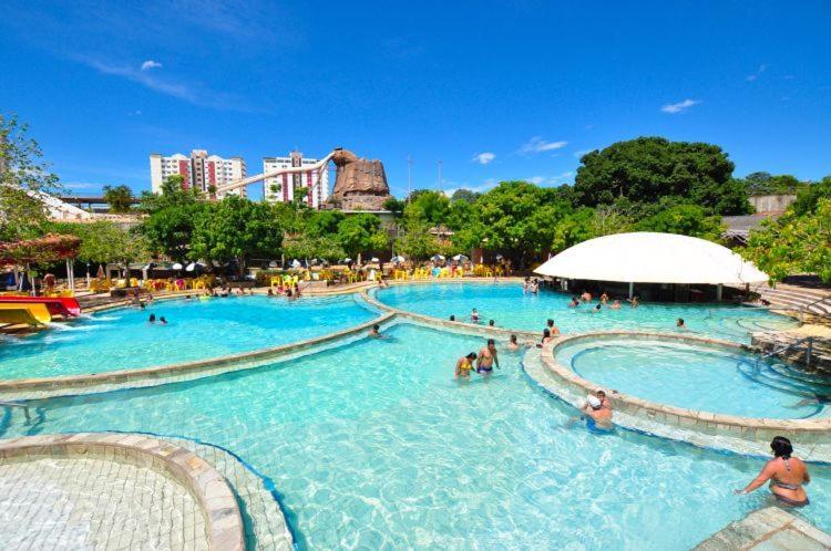 Apartamento Piazza Acqua Park Caldas Novas Exterior foto